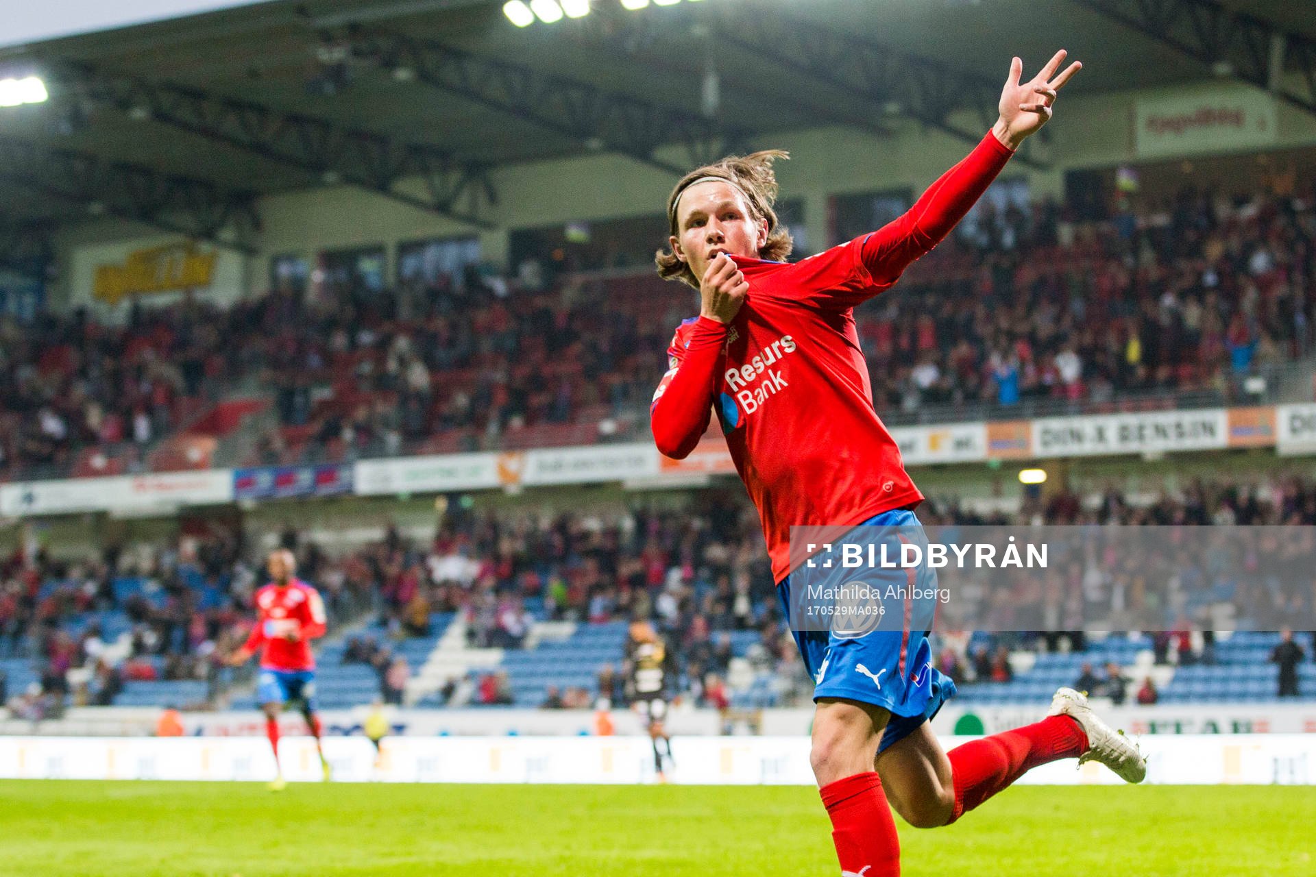 Helsingborgs Max Svensson jublar