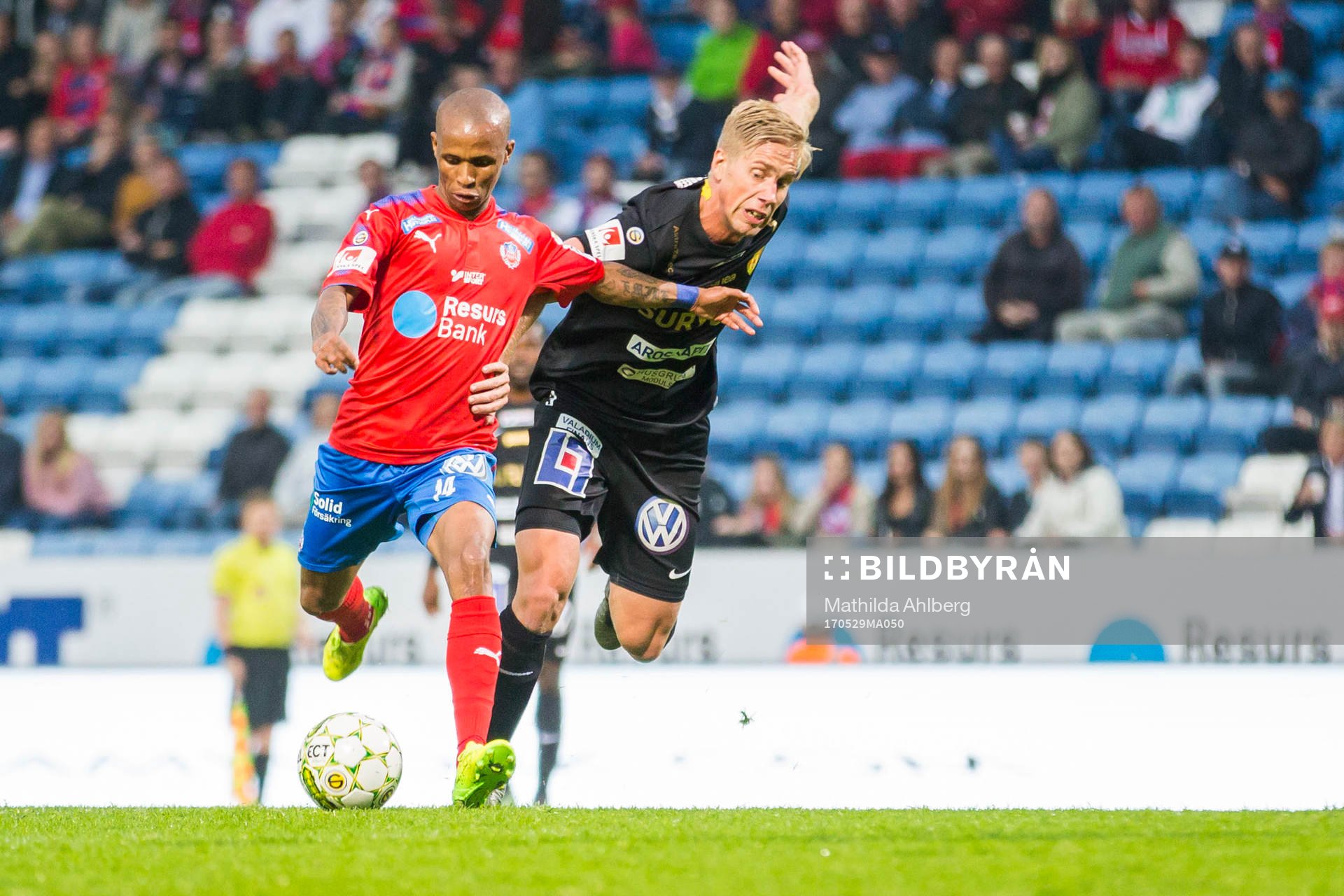 Helsingborgs Bradley Surprise Ralani och Syrianskas Mattias