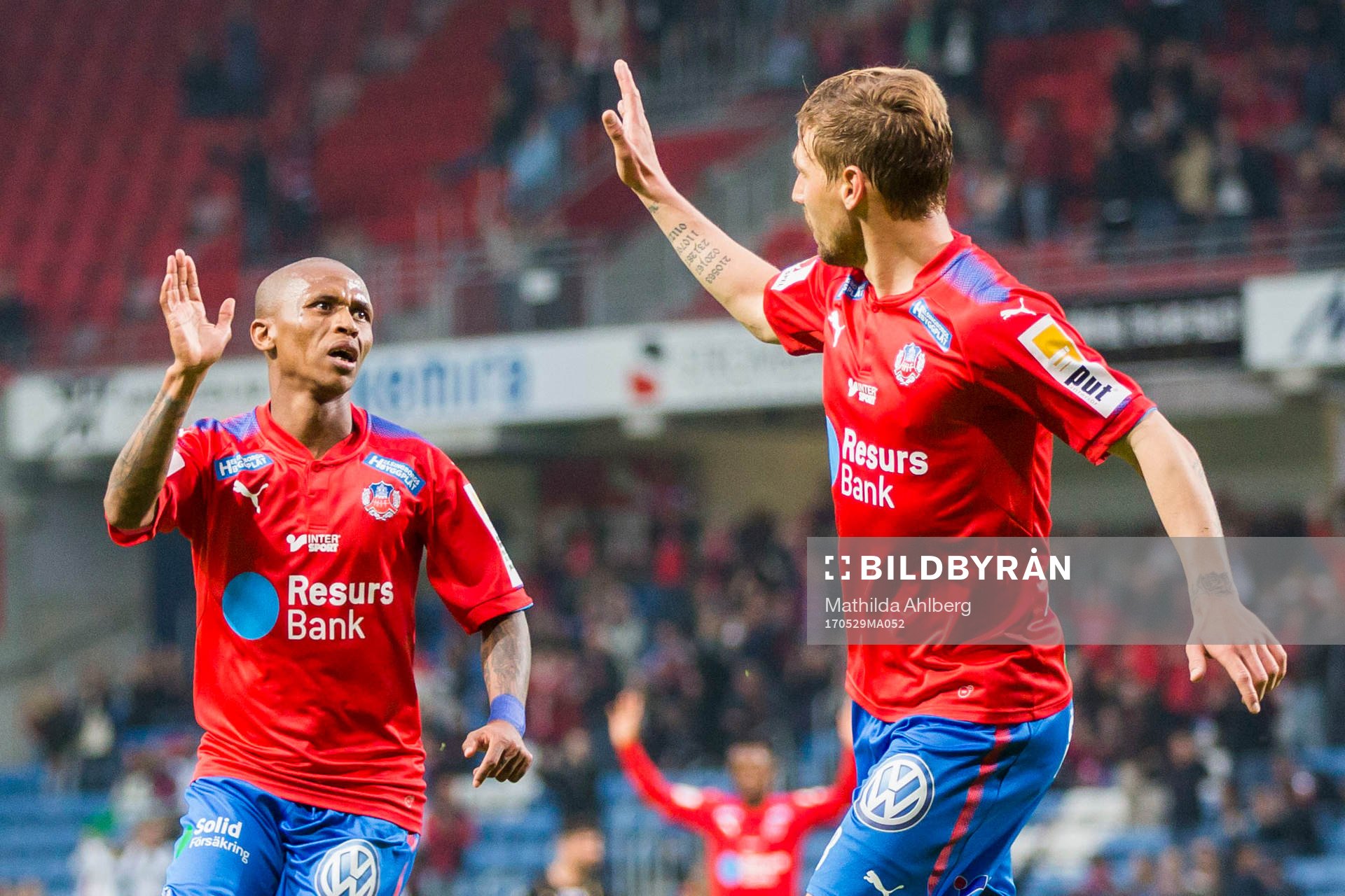 Helsingborgs Bradley Surprise Ralani jublar