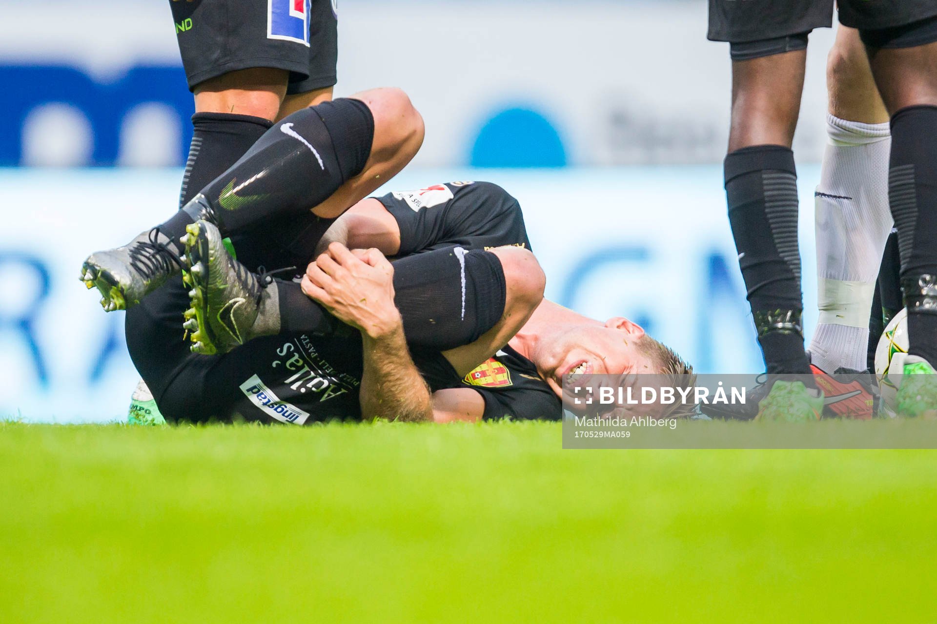 Syrianskas Mattias Liljestrand blir liggandes