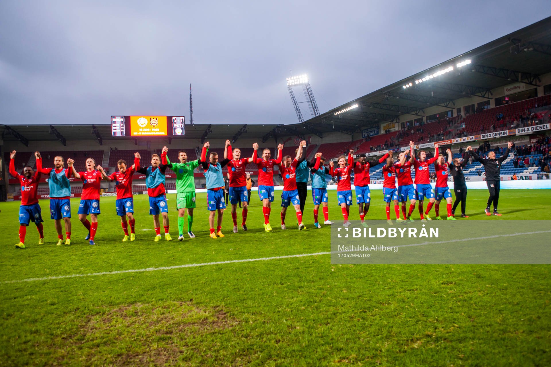 Helsingborgs spelare jublar