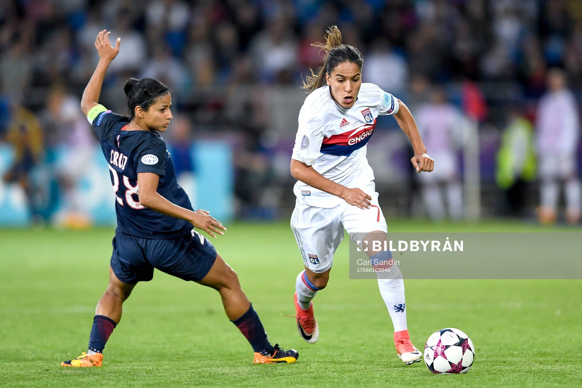 Paris Shirley Cruz Trana och Lyons Amel Majri
