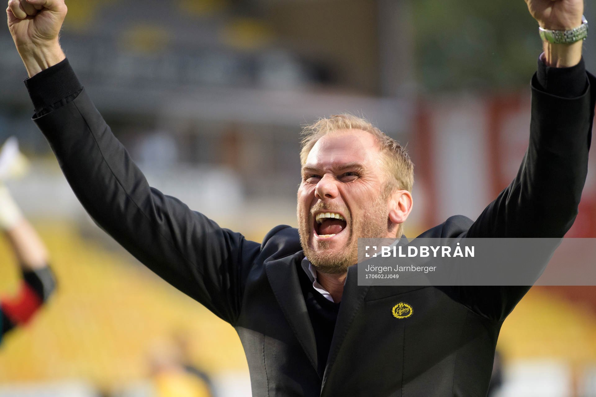 Elfsborgs manager Magnus Haglund jublar