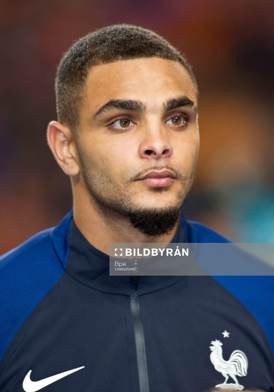 Layvin Kurzawa , Frankrike