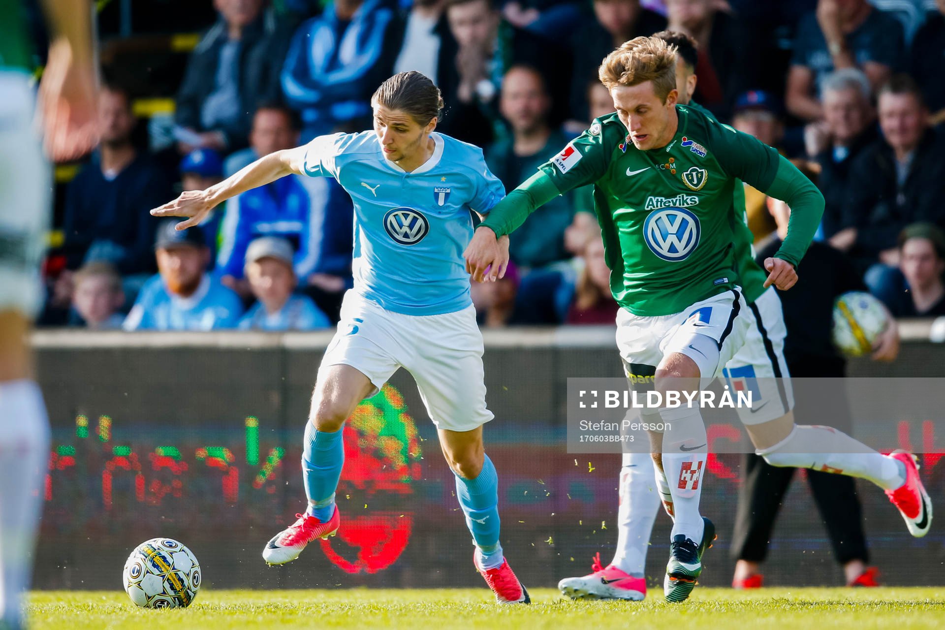 Malmö FFs Pawel Cibicki och Jönköpings Jesper Svensson