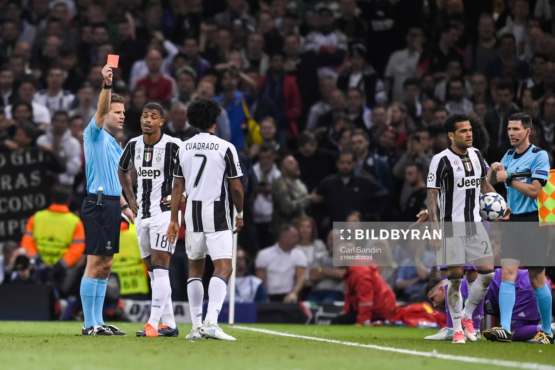 Juventus Juan Cuadrado blir utvisad