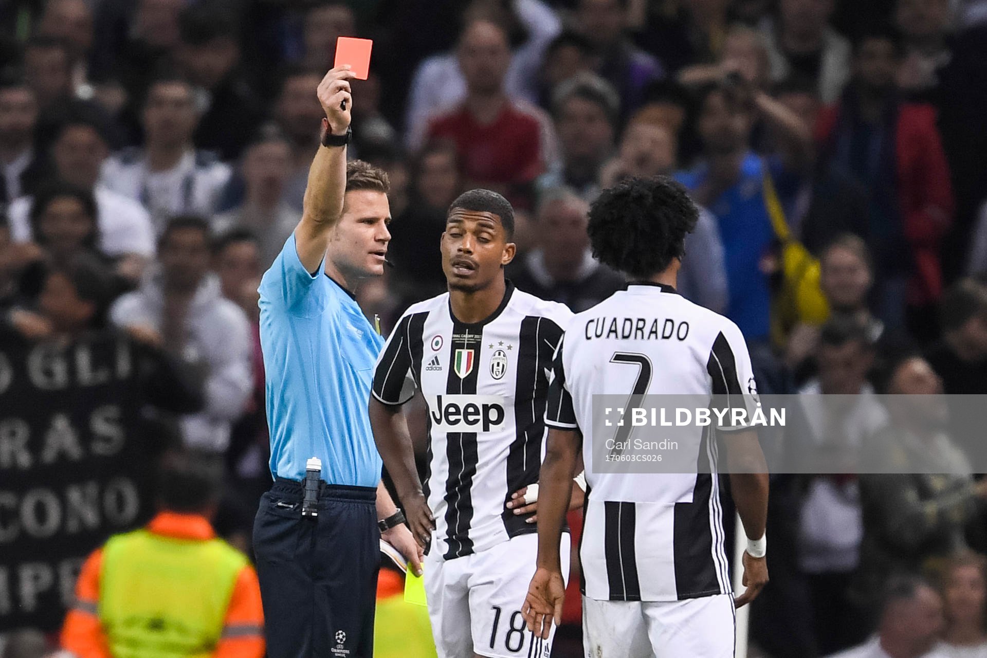 Juventus Juan Cuadrado blir utvisad