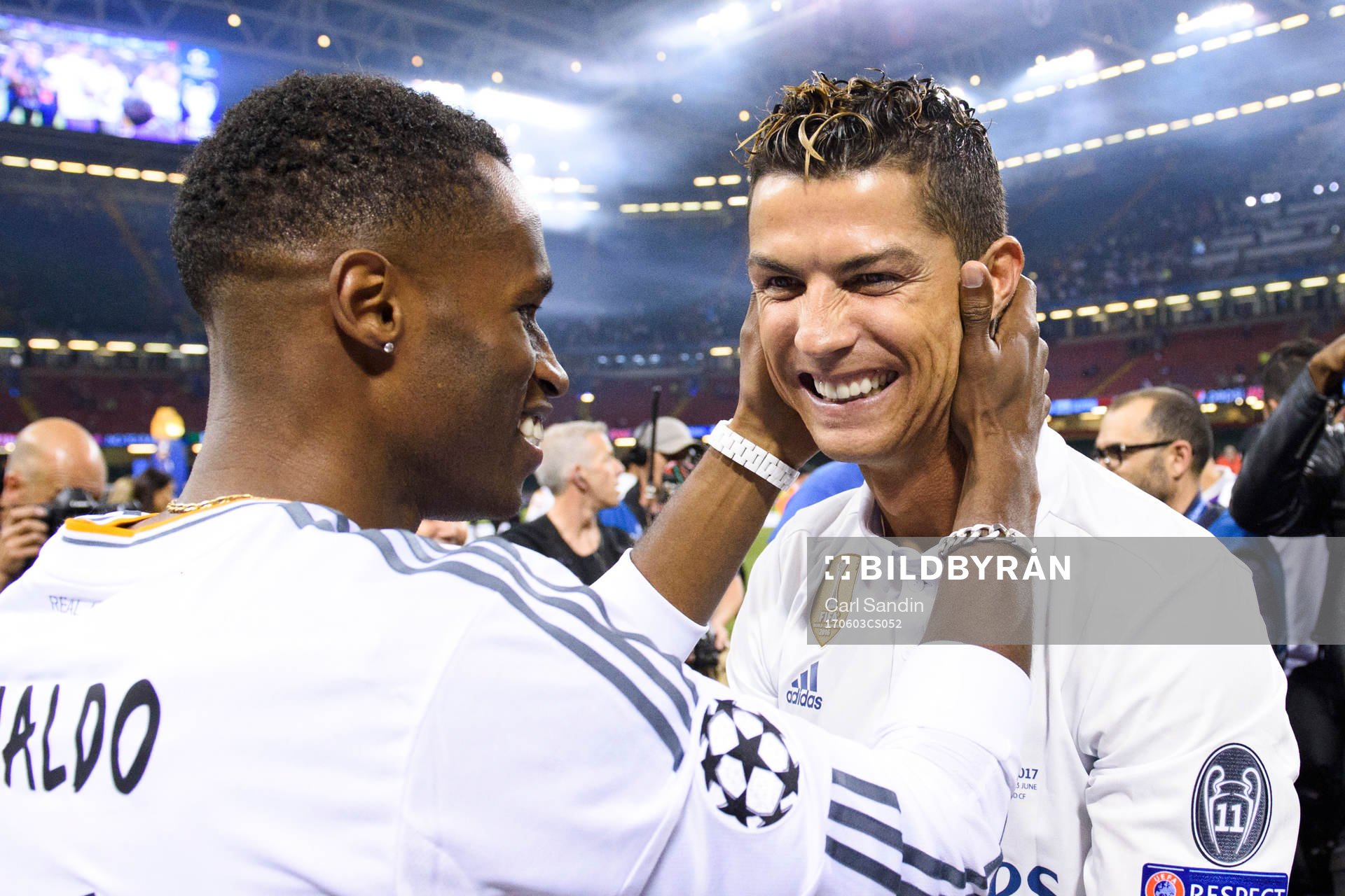 Real Madrids Ronaldo jublar