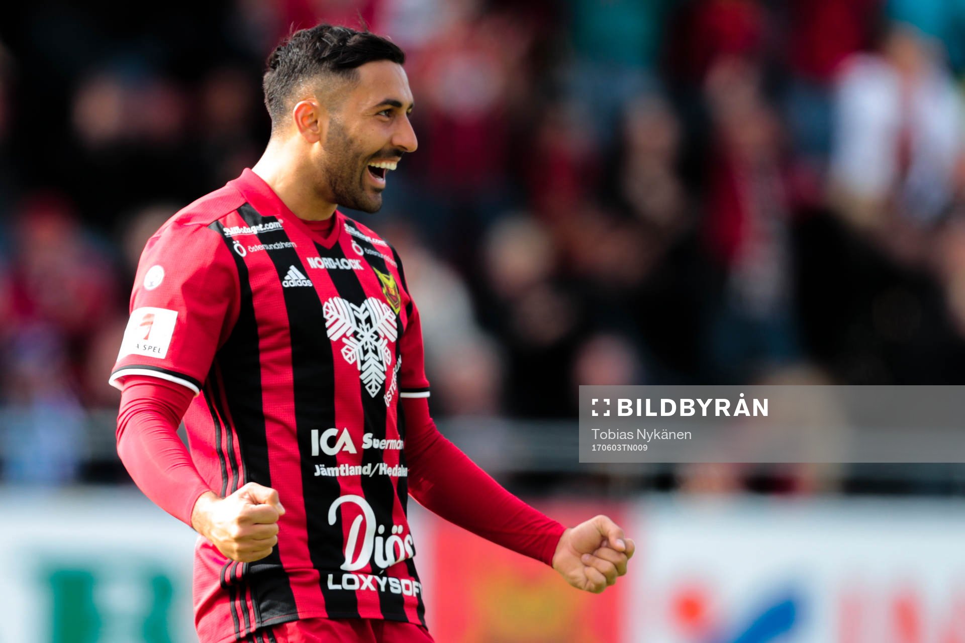Östersunds Saman Ghoddos jublar