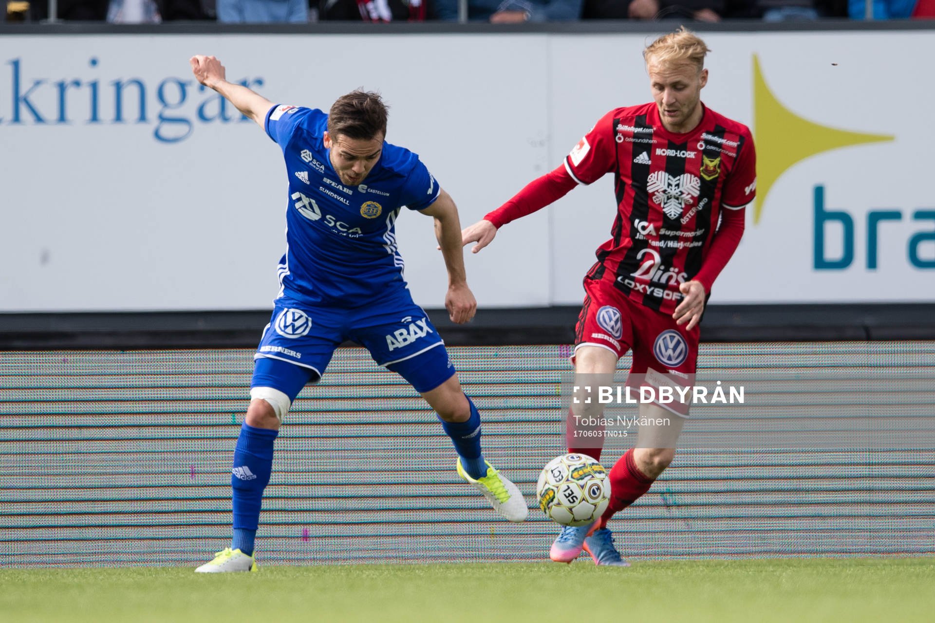 Östersunds Curtis Edwards mot Sundsvalls Kristinn