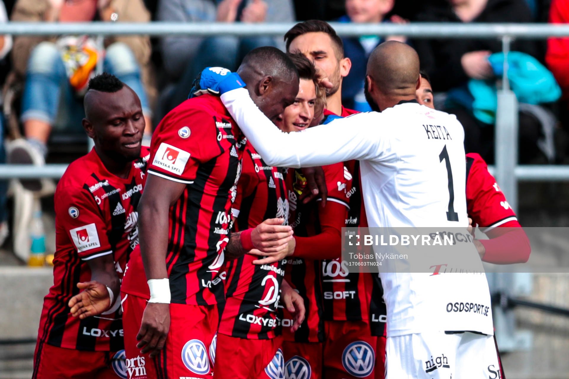 Östersunds spelare jublar