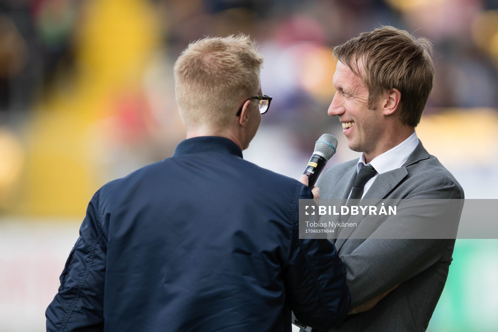 Östersunds tränare Graham Potter blir intervjuad innan