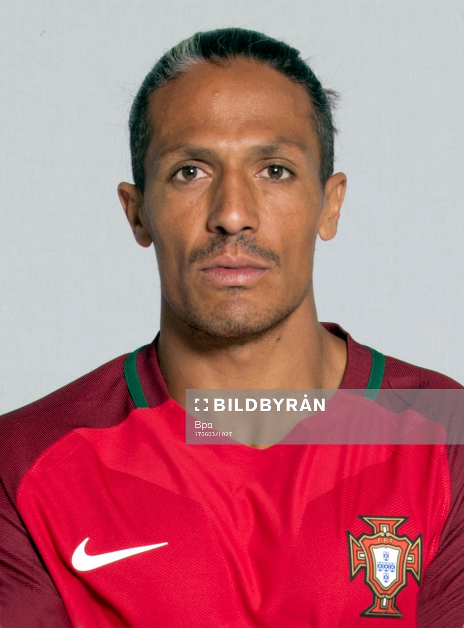 Bruno Eduardo Regufe Alves, Portugal
