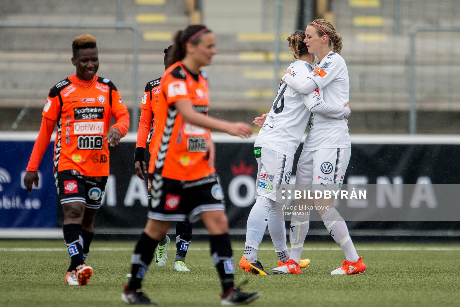 Rosengårds Linnea Svensson jublar medan Kristianstads