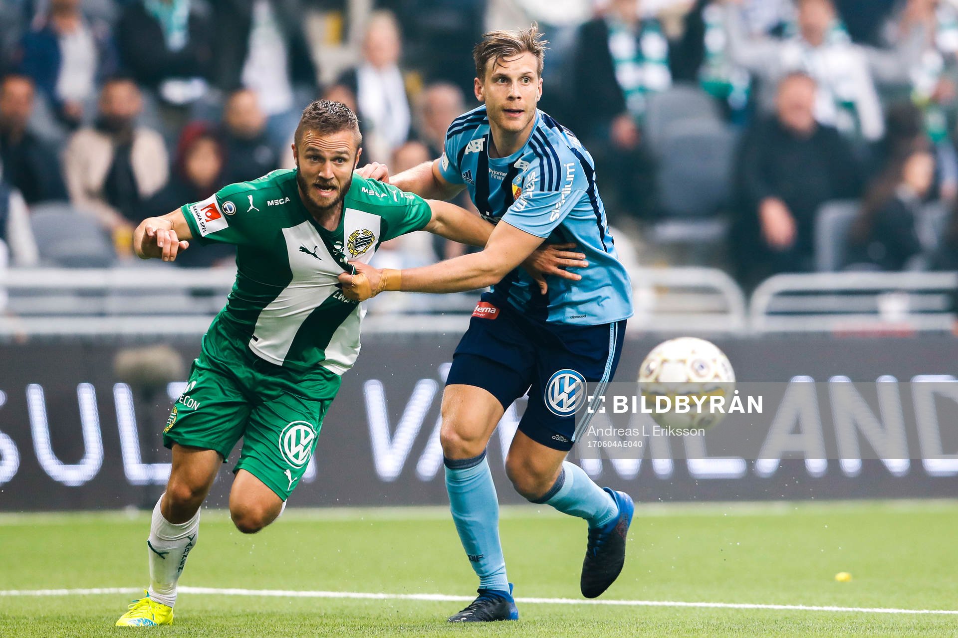 Hammarbys Mats Solheim och Djurgårdens Niklas Gunnarsson