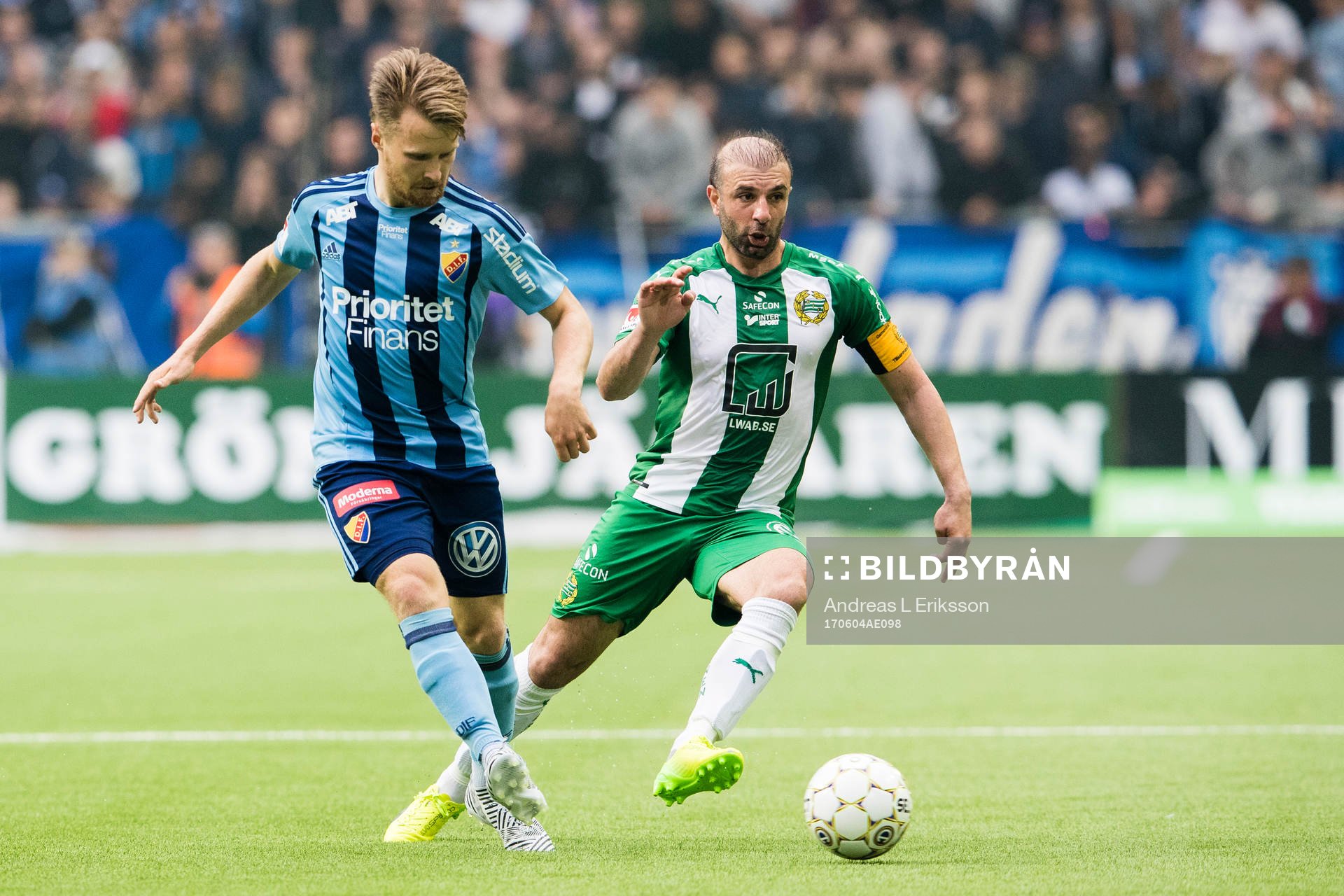Djurgårdens Jacob Une Larsson och Hammarbys Kennedy