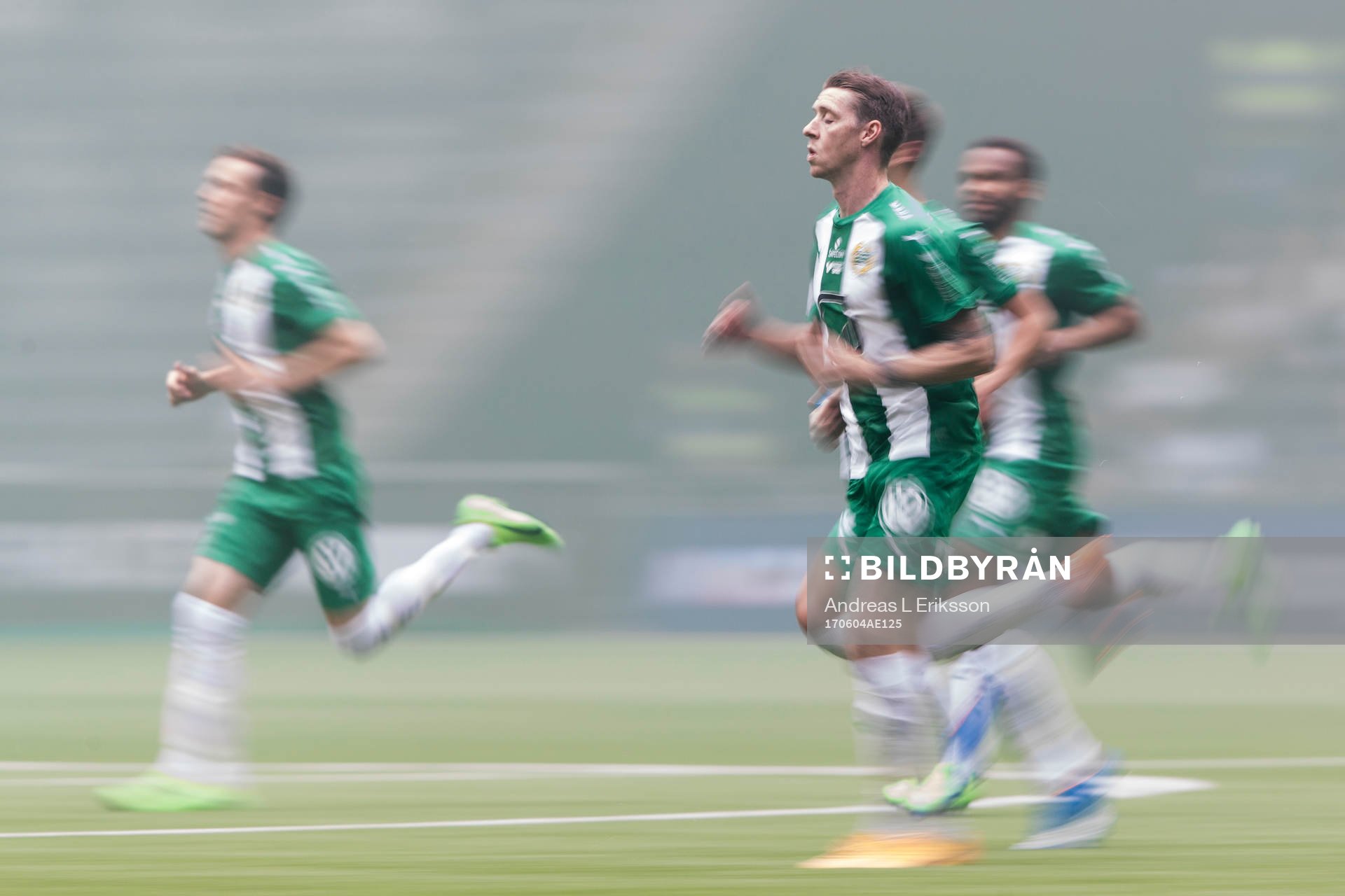 Hammarbys Birkir Már Saevarsson innan fotbollsmatchen i