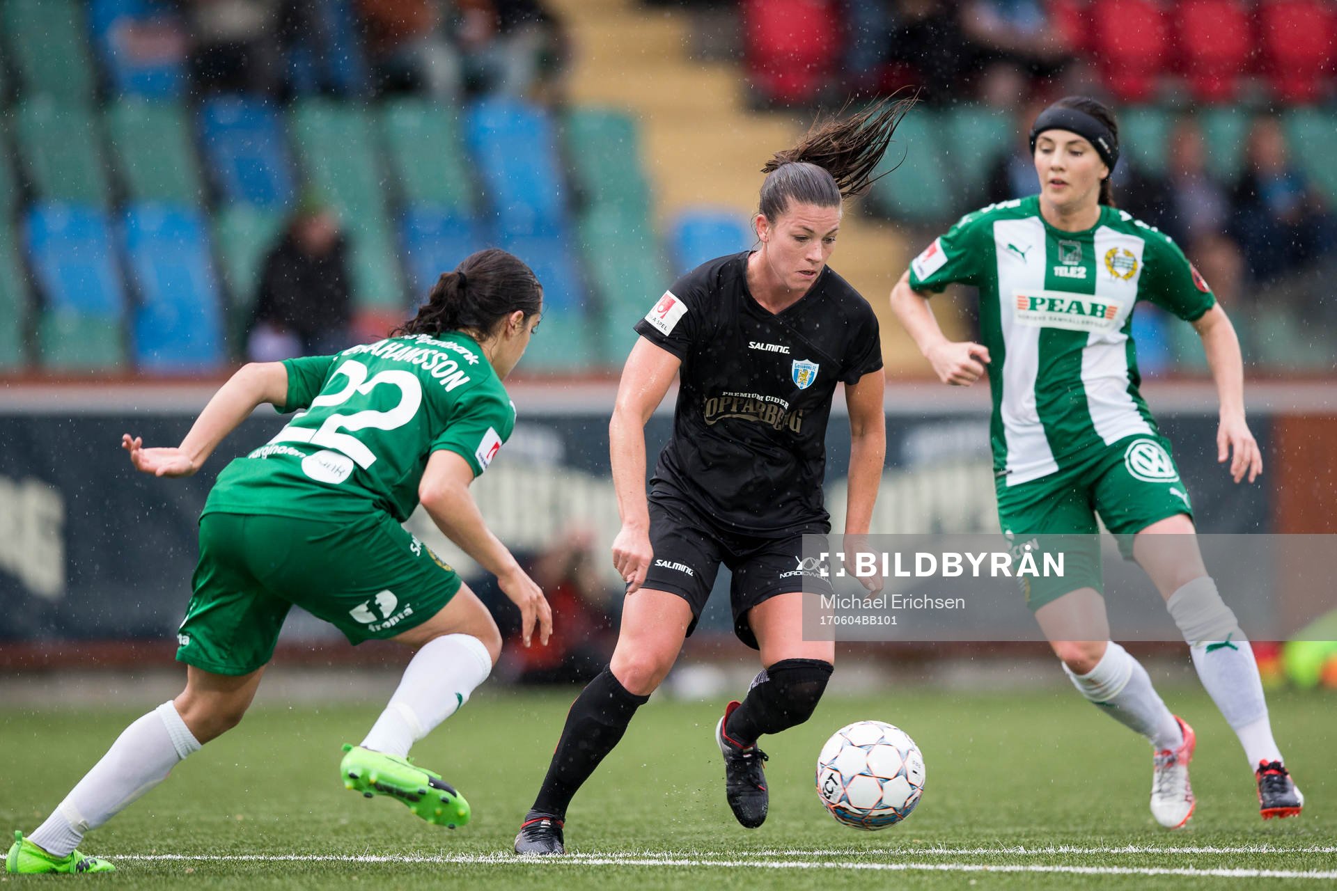 Göteborgs Pauline Hammarlund mot Hammarbys Sejde