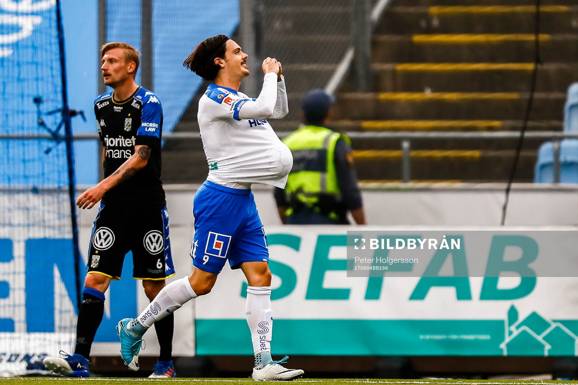 Norrköpings David Moberg Karlsson  jublar
