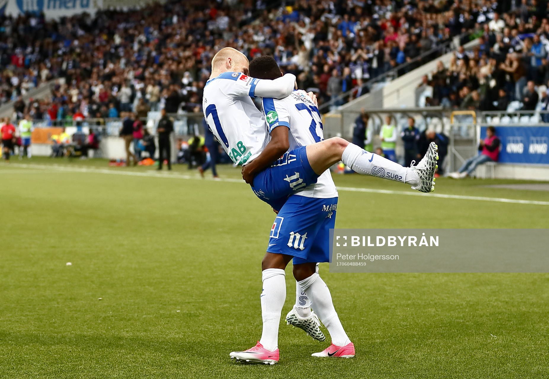 Norrköpings Kalle Holmberg och Niclas Eliasson jublar