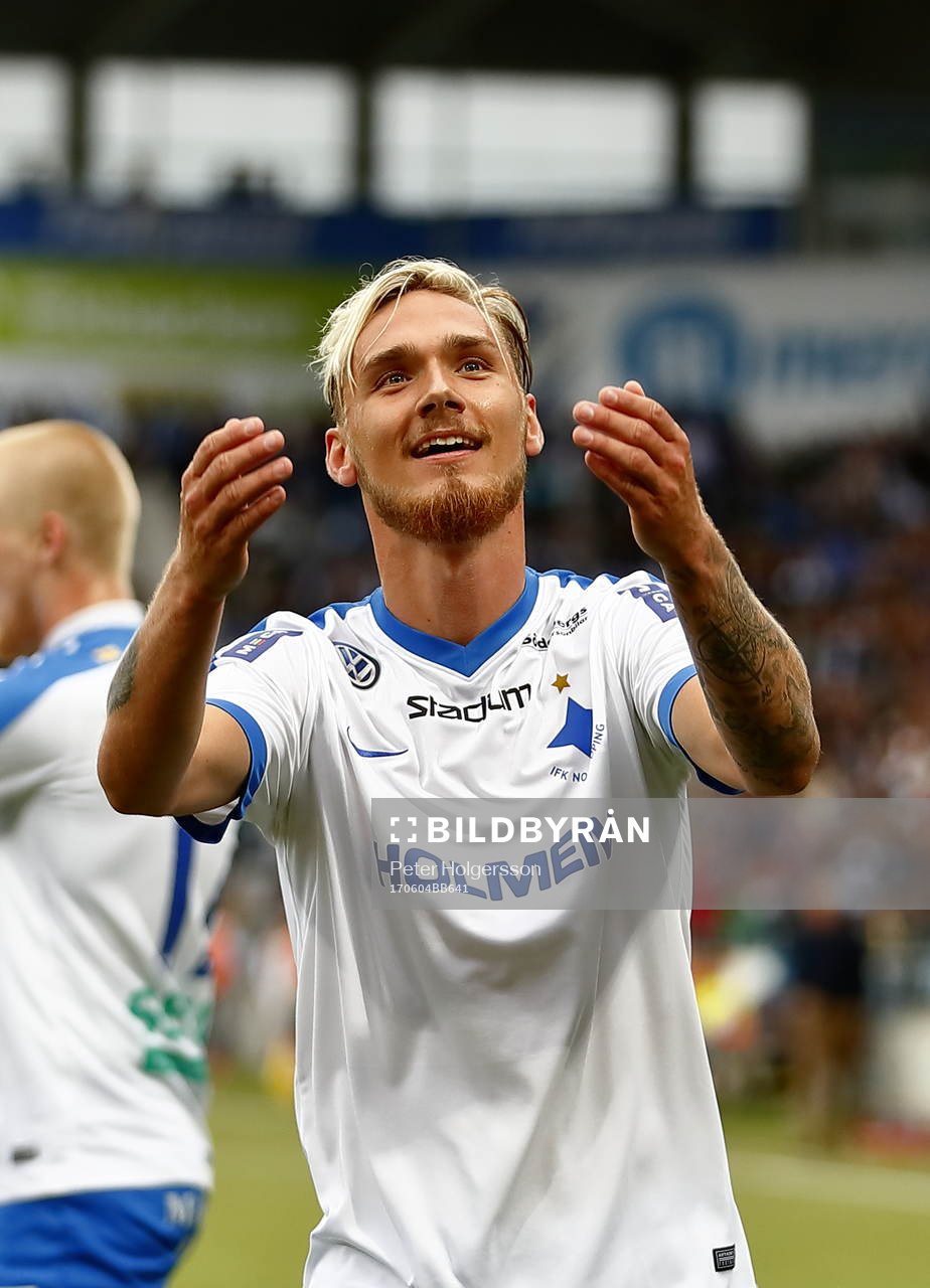Norrköpings Linus Wahlqvist jublar