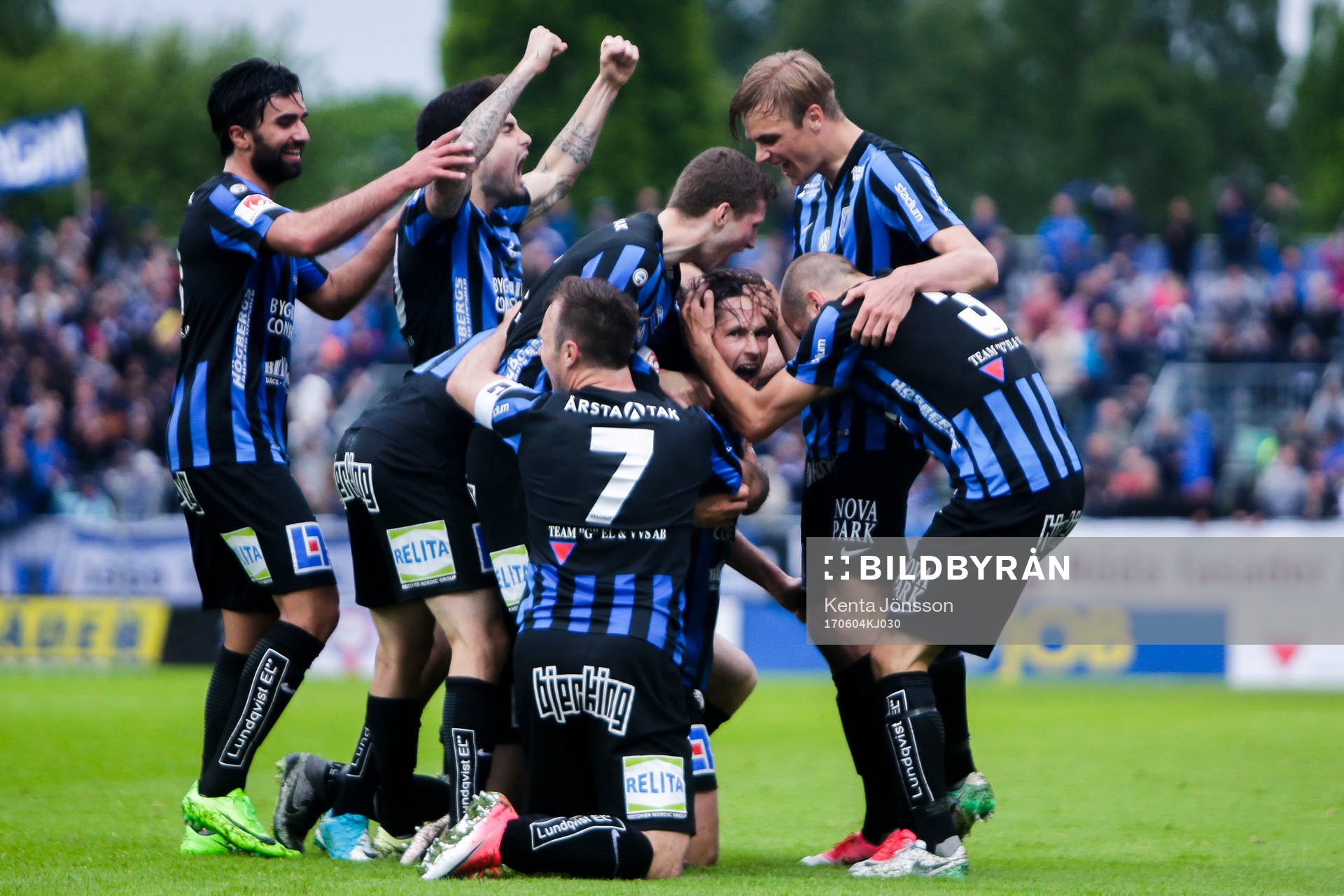 Sirius spelare jublar