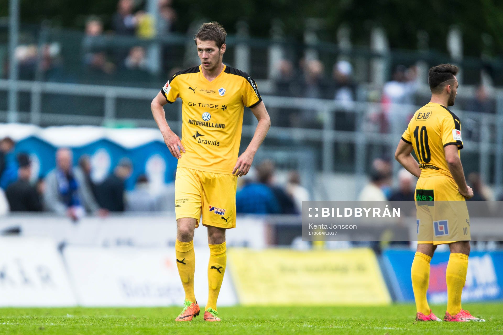Halmstads Marcus Mathisen och Sead Haksabanovic deppar