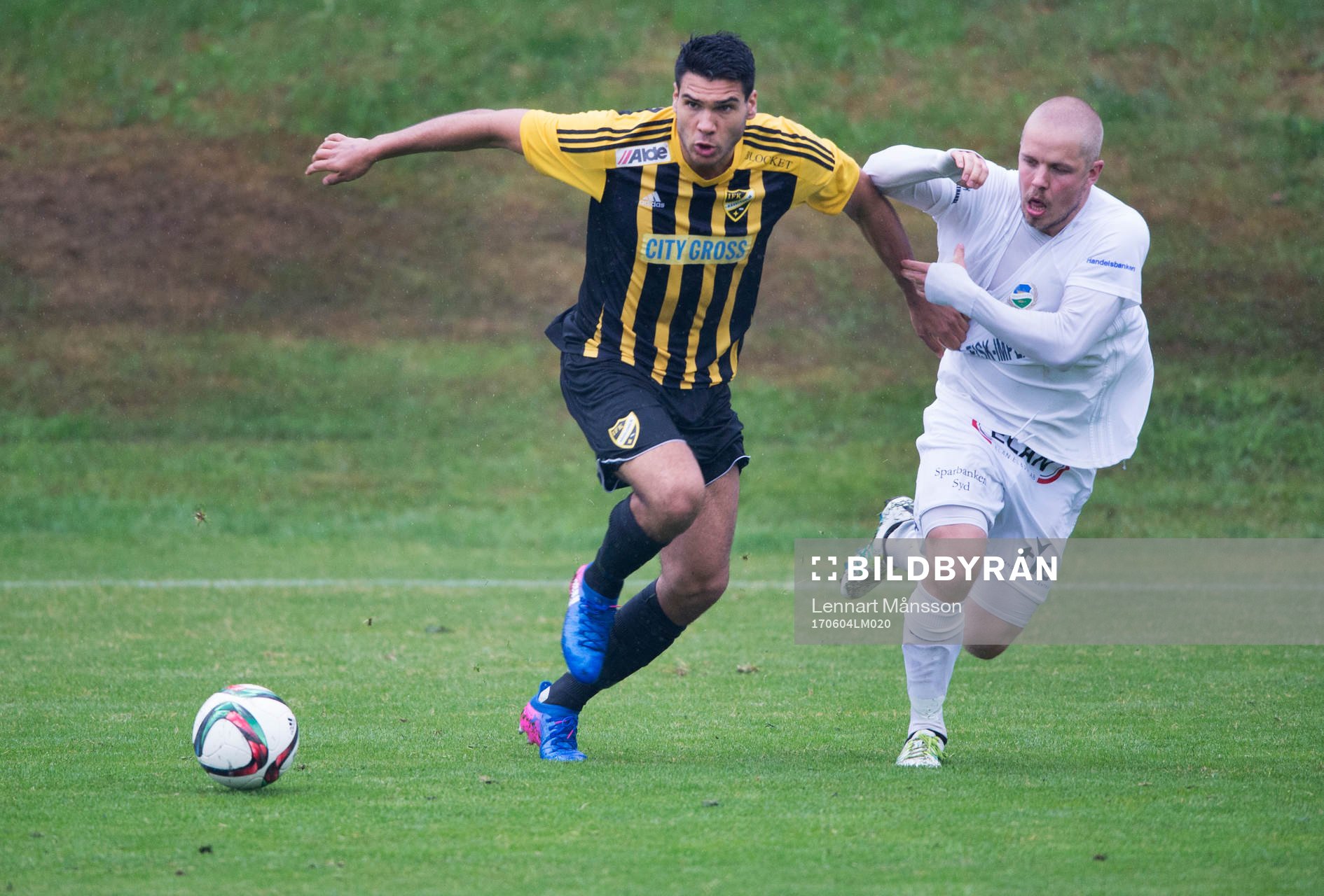 IFK Hässleholms  Tommy Filipovic i matchen i division 2