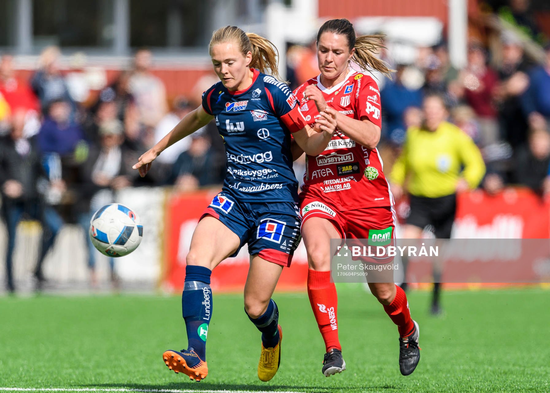 Linköpings Magdalena Eriksson och Piteås Felicia Karlsson
