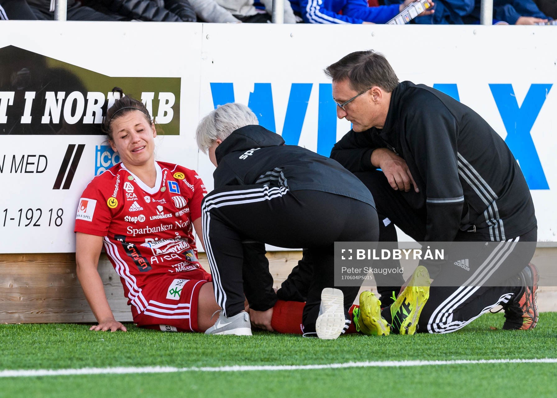 Piteås Hanna Pettersson grinar illa