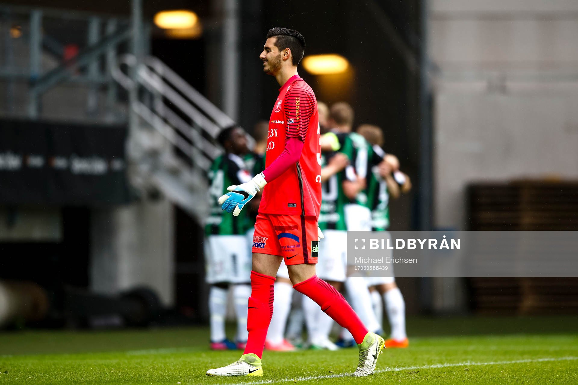 Trelleborgs målvakt Marko Johansson deppar