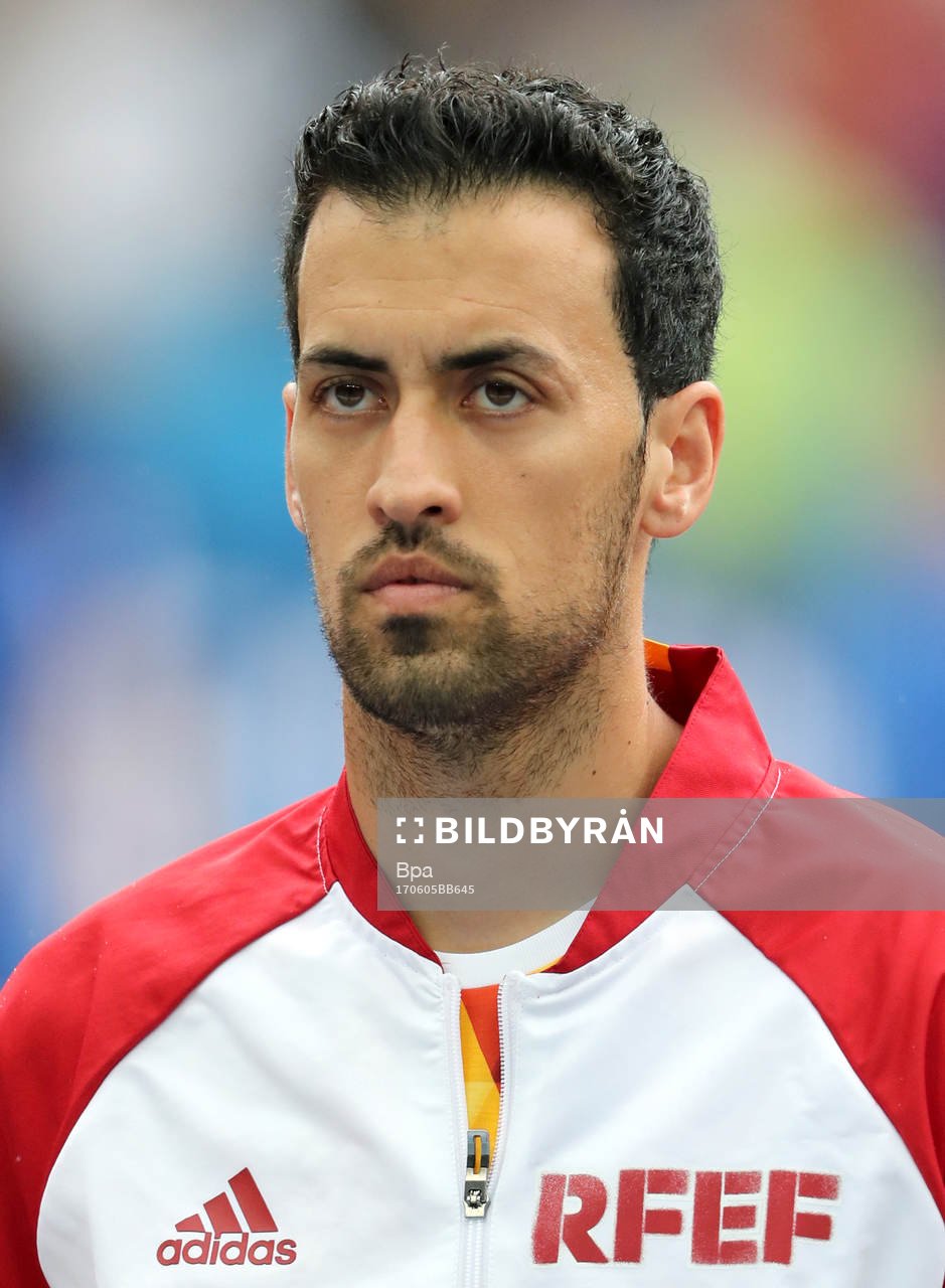 Sergio Busquets Burgos, Spanien
