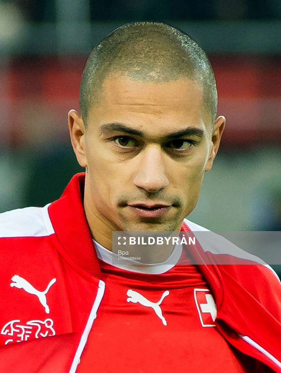 Fotboll, VM 2018, Porträtt, Schweiz: Gokhan Inler, Schweiz, poserar för ett porträtt den 5 juni 2017