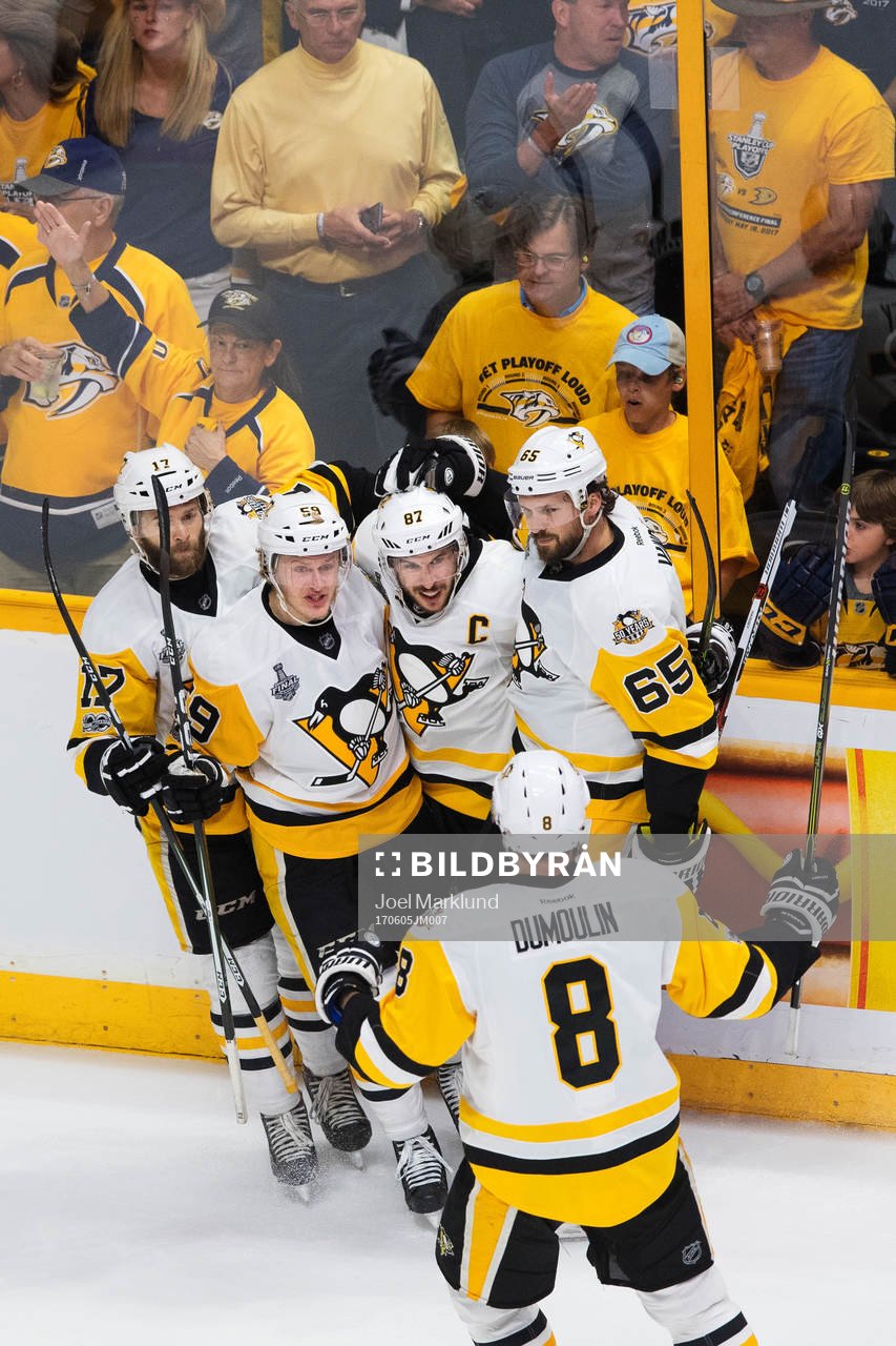 Pittsburghs Bryan Rust, Jake Guentzel, Sidney Crosby, Brian