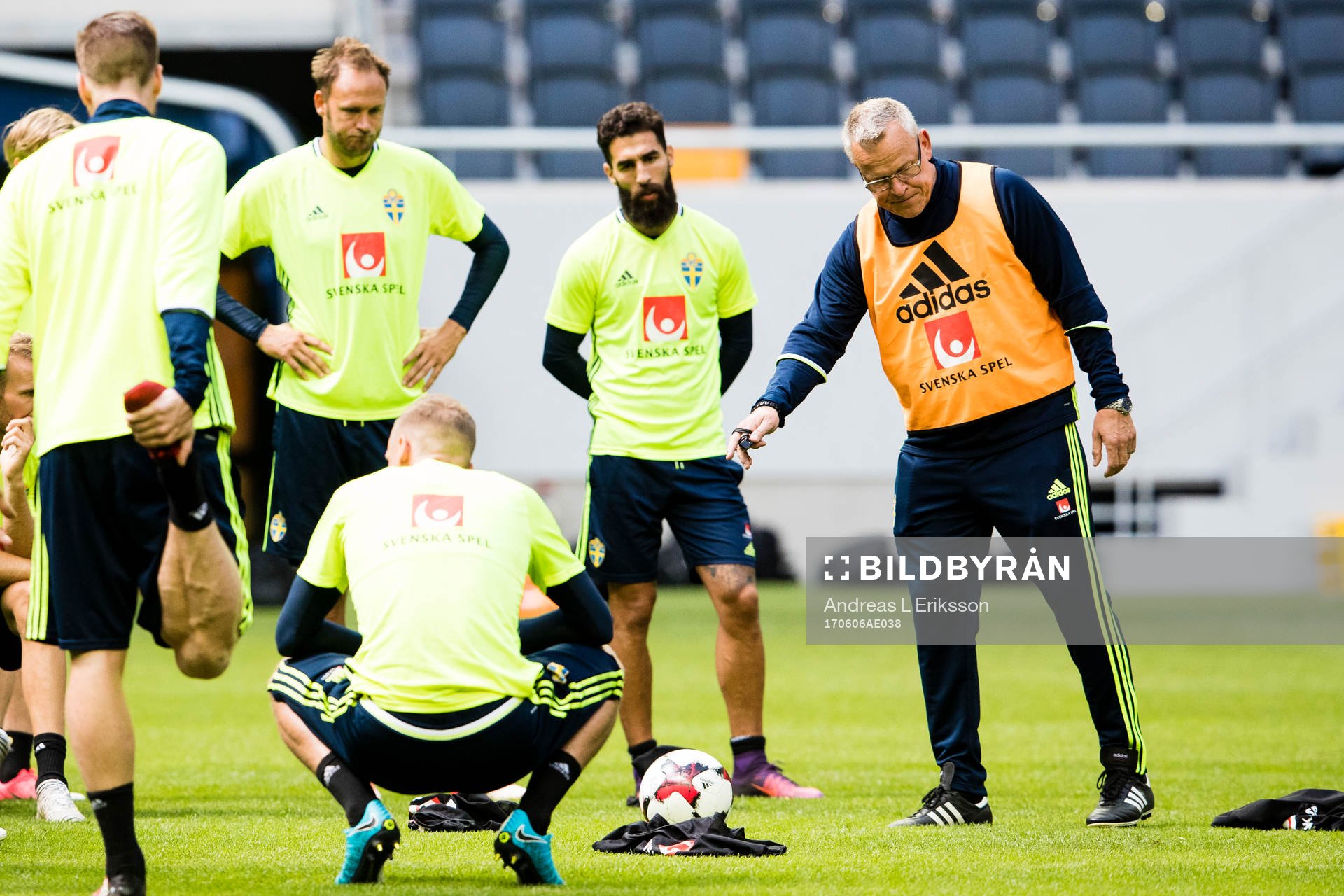 Sveriges Andreas Granqvist, Jimmy Durmaz och