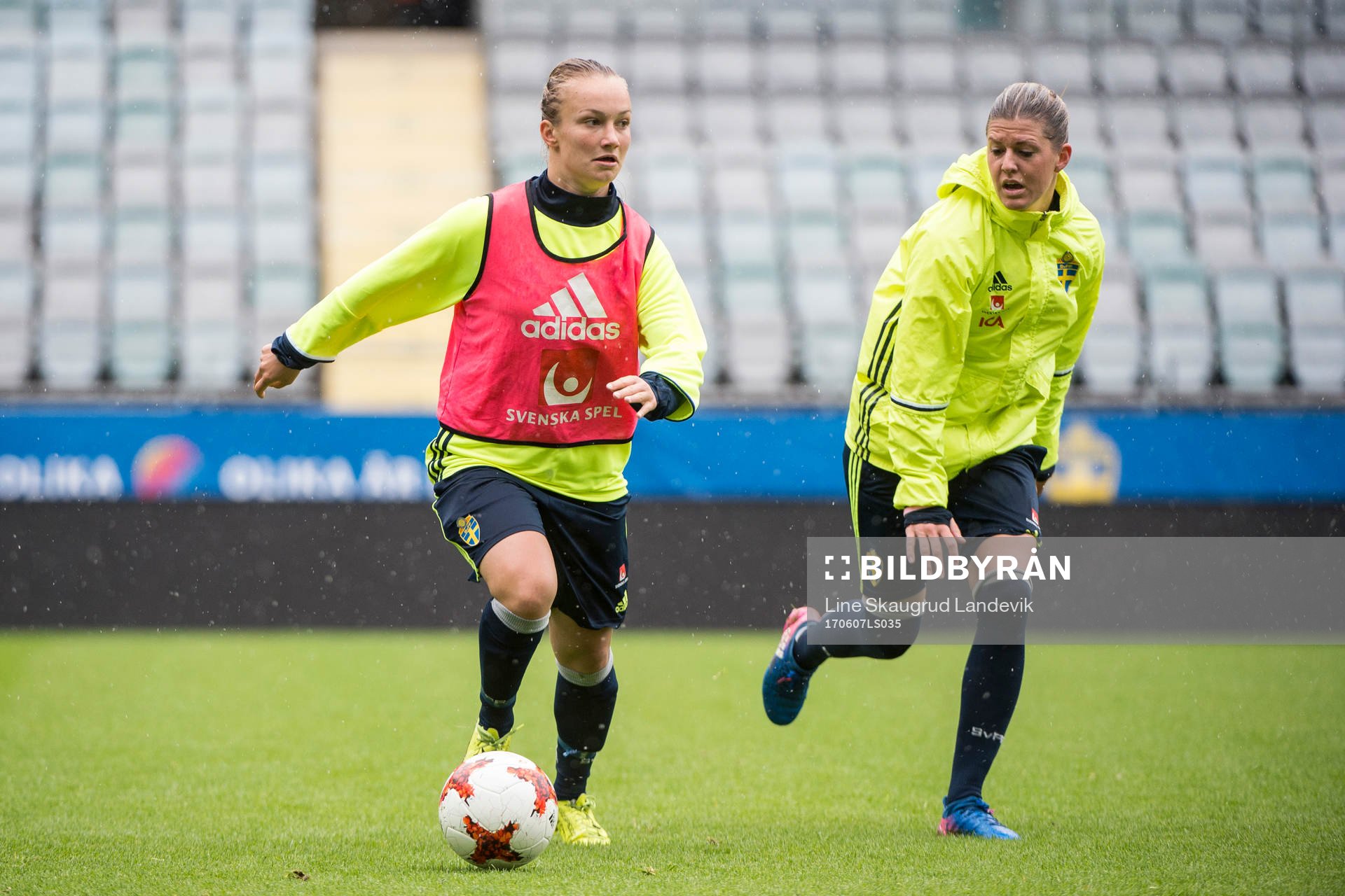 Tove Almqvist och Olivia Schough
