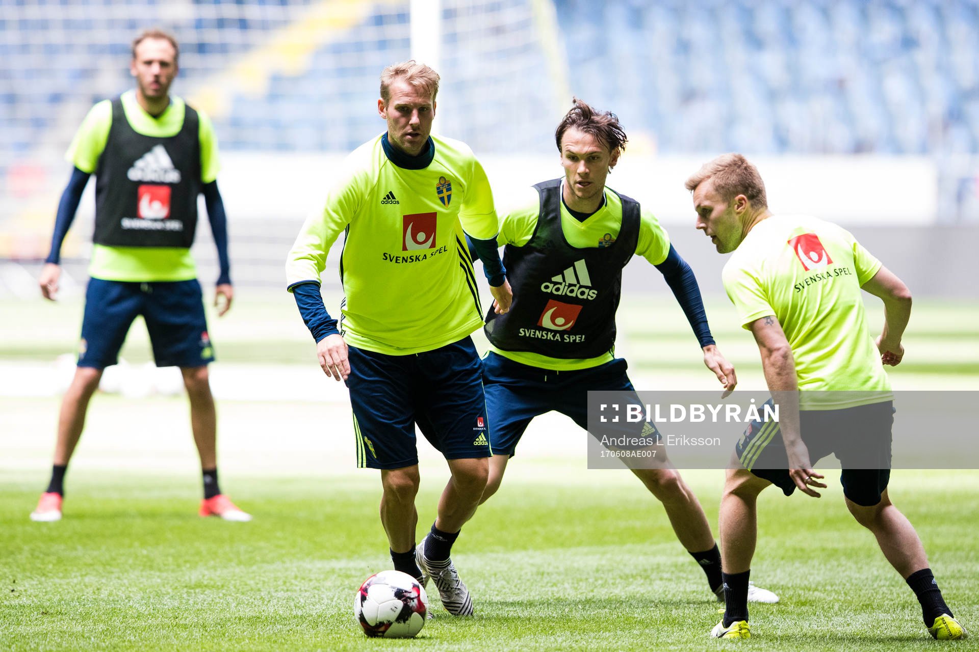 Sveriges Ola Toivonen, Albin Ekdal och Sebastian Larsson