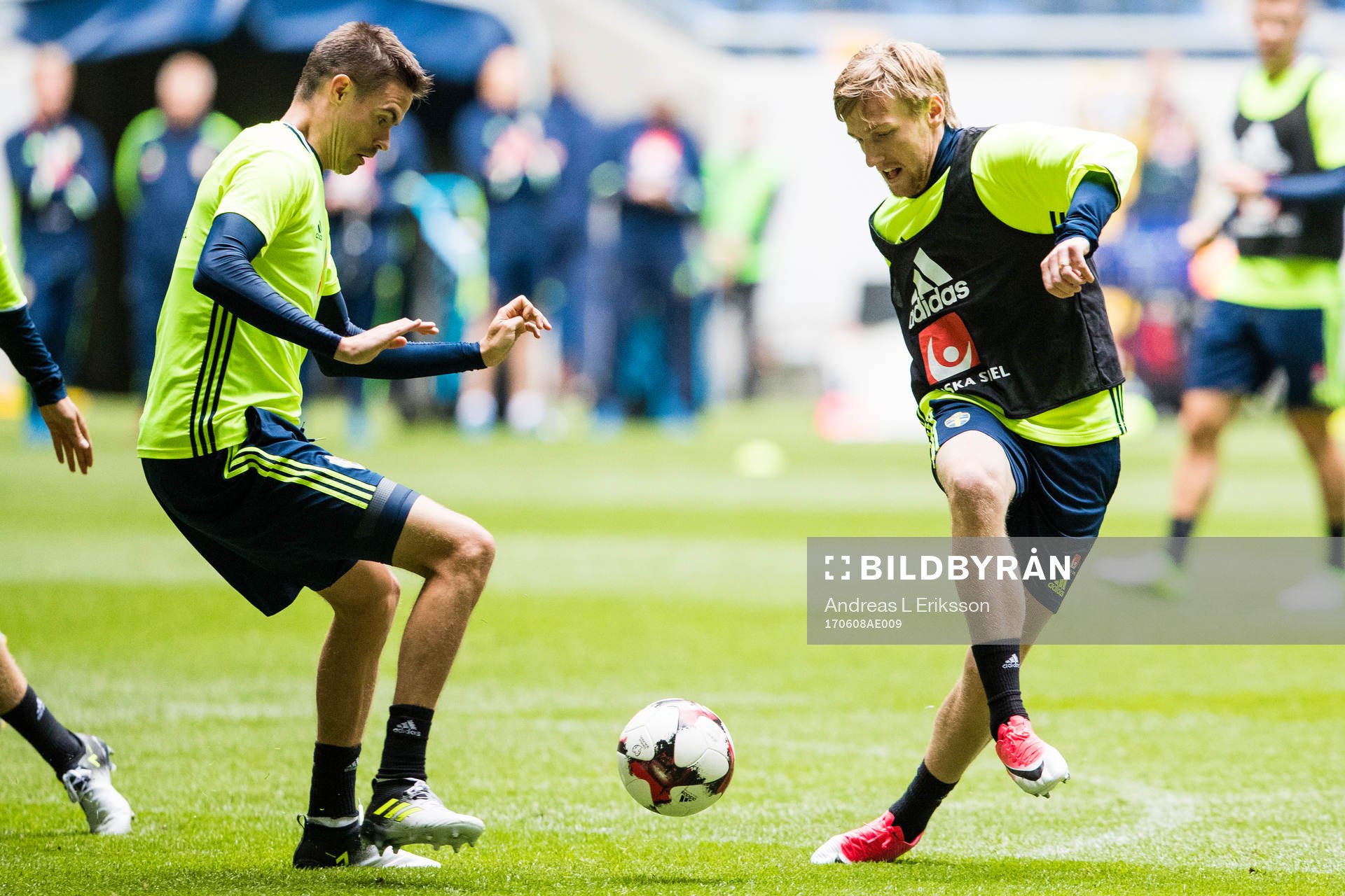 Sveriges Mikael Lustig och Emil Forsberg