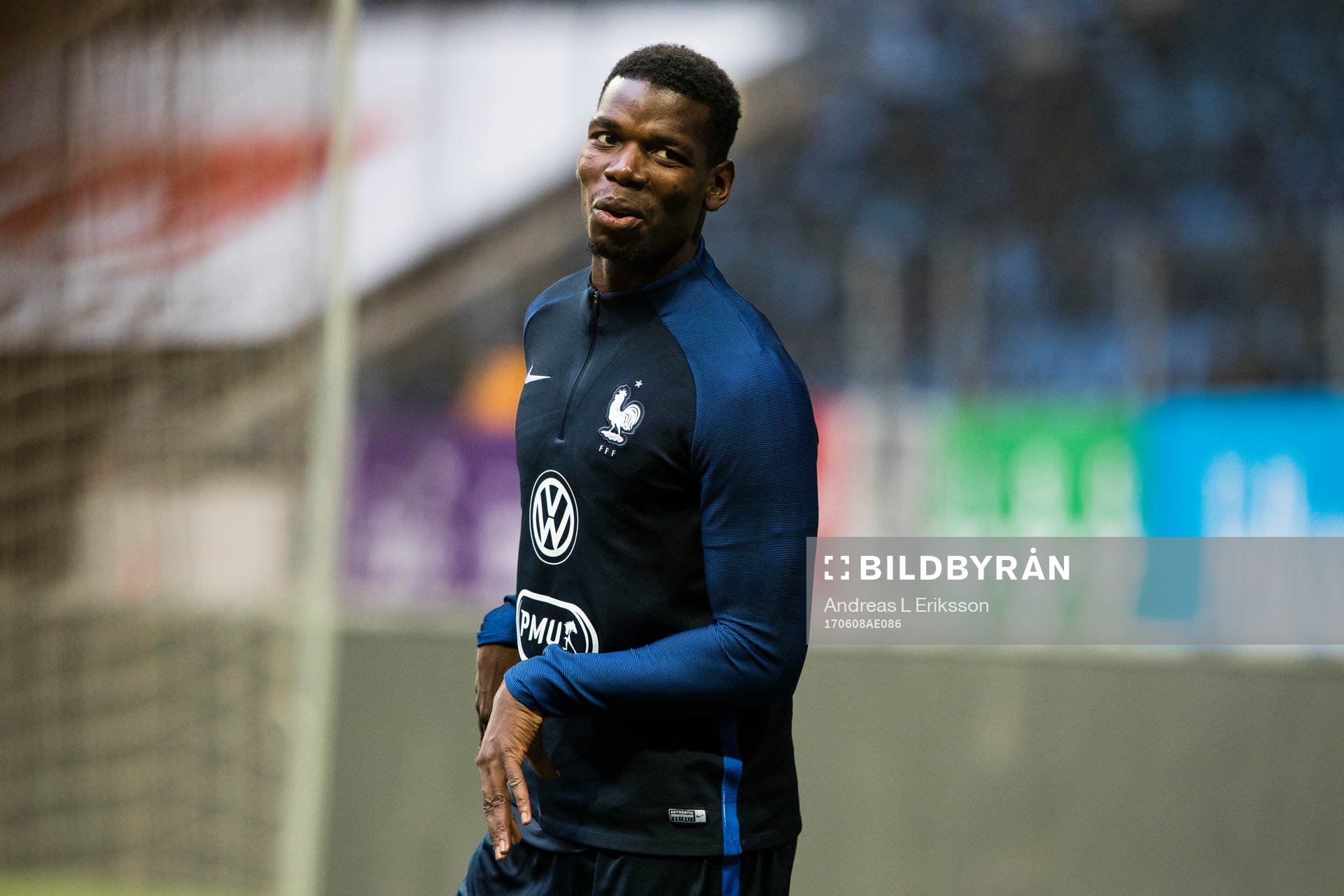 Frankrikes Paul Pogba under en träning med Frankrikes fotbollslandslag den 8 juni 2017 i Stockholm. 