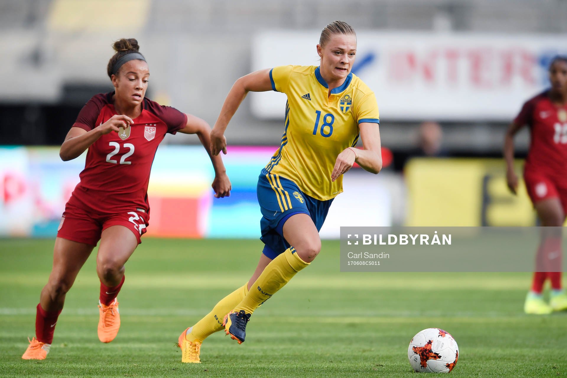 s Mallory Pugh och Sveriges Fridolina Rolfö