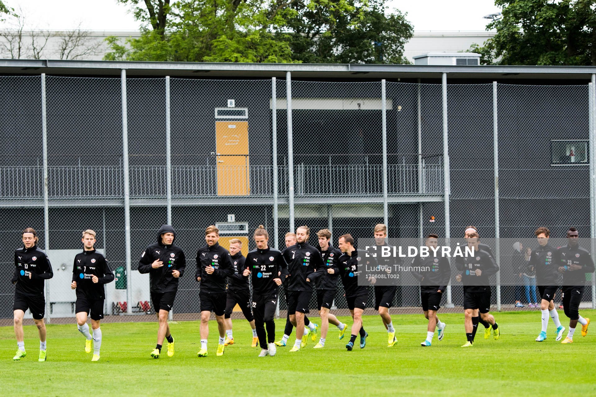 Spelarna värmer upp