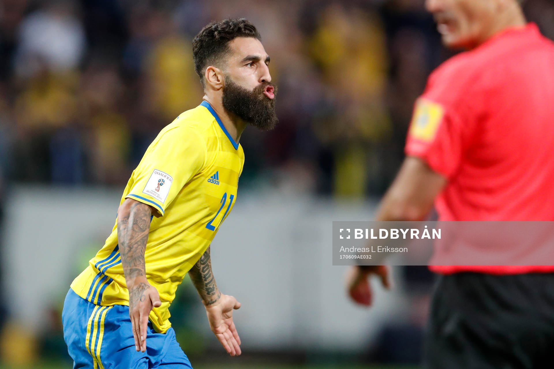 Sveriges Jimmy Durmaz jublar