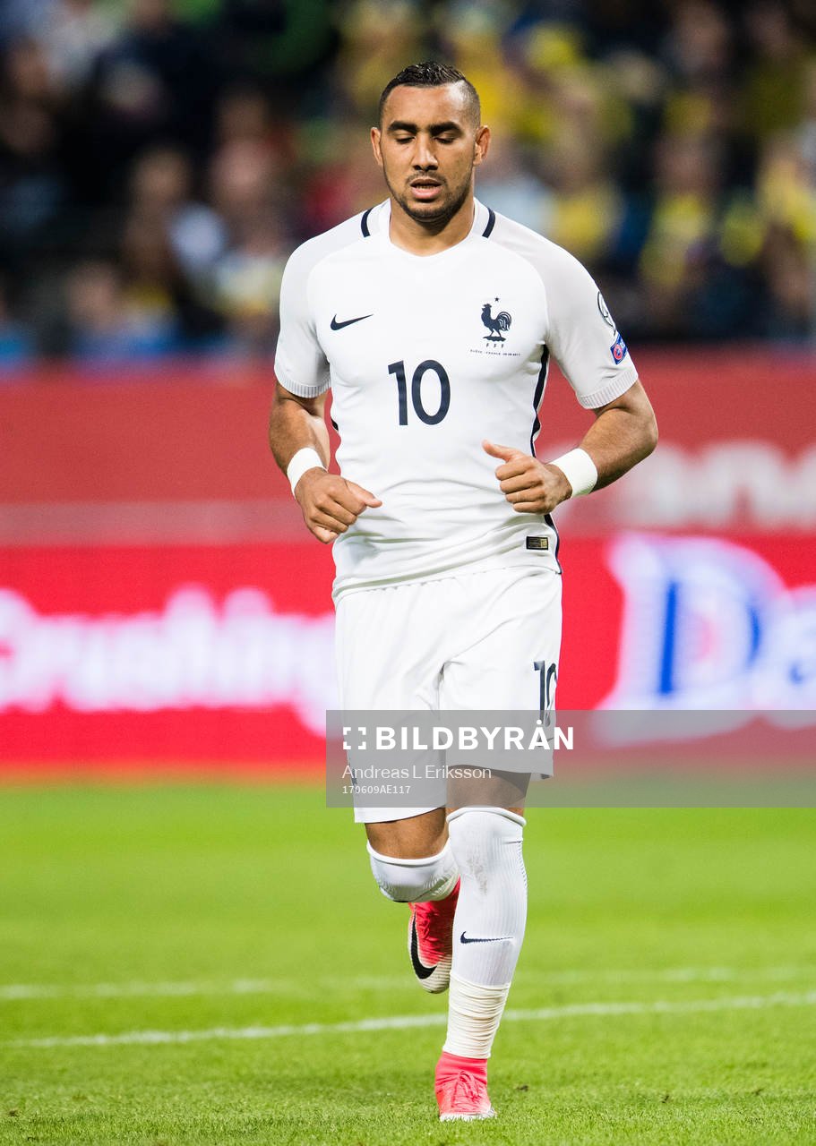 Frankrikes Dimitri Payet deppar