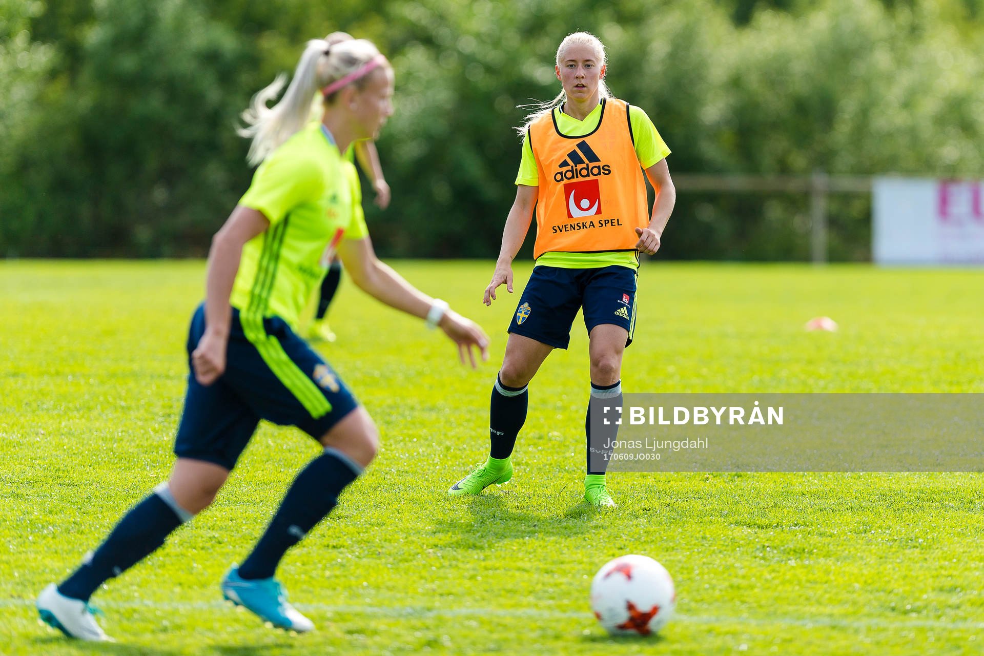 Sveriges Julia Spetsmark under en träning med det svenska damlandslaget i fotboll den 9 juni 2017 i Växjö.