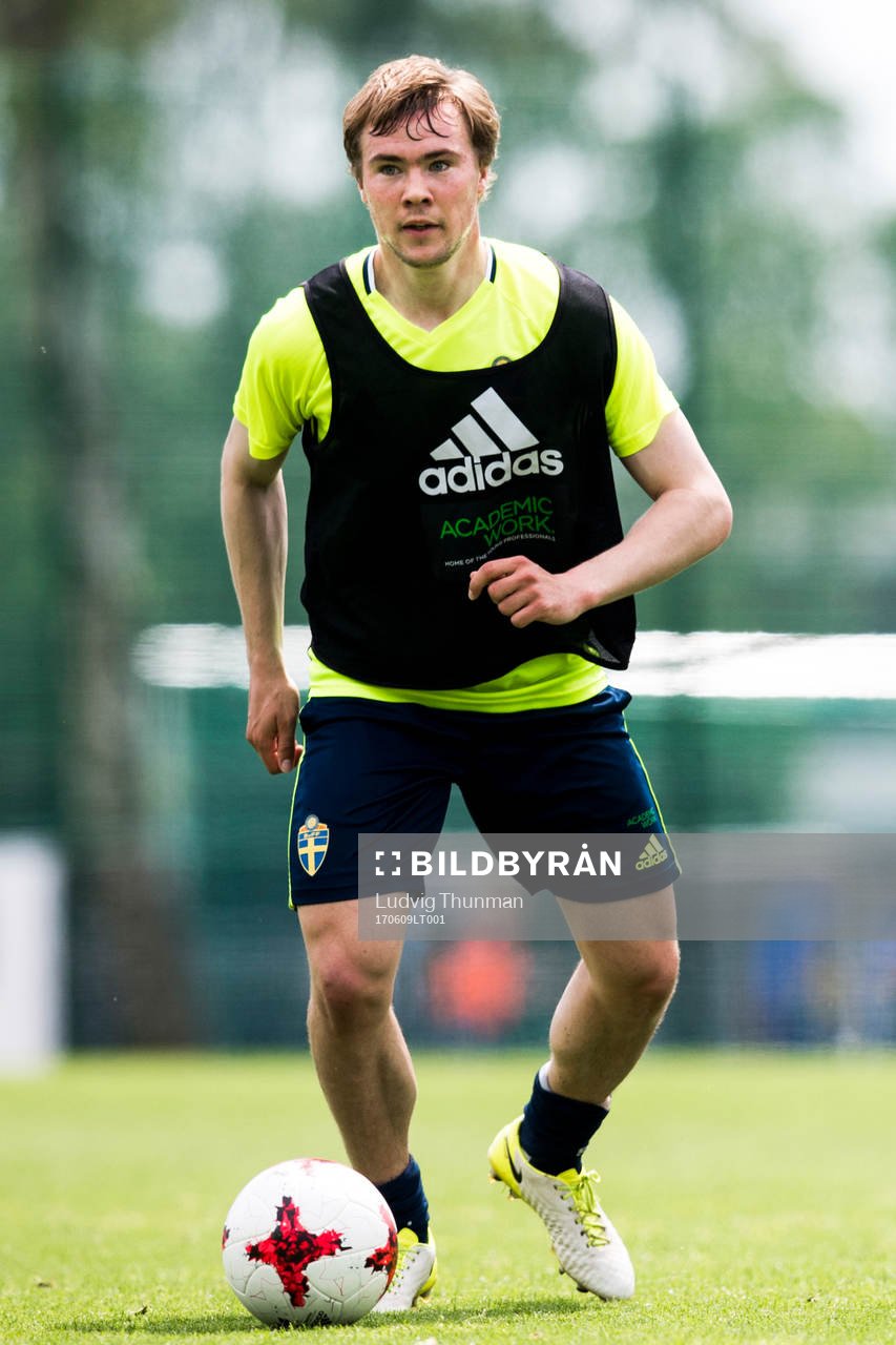 Simon Tibbling