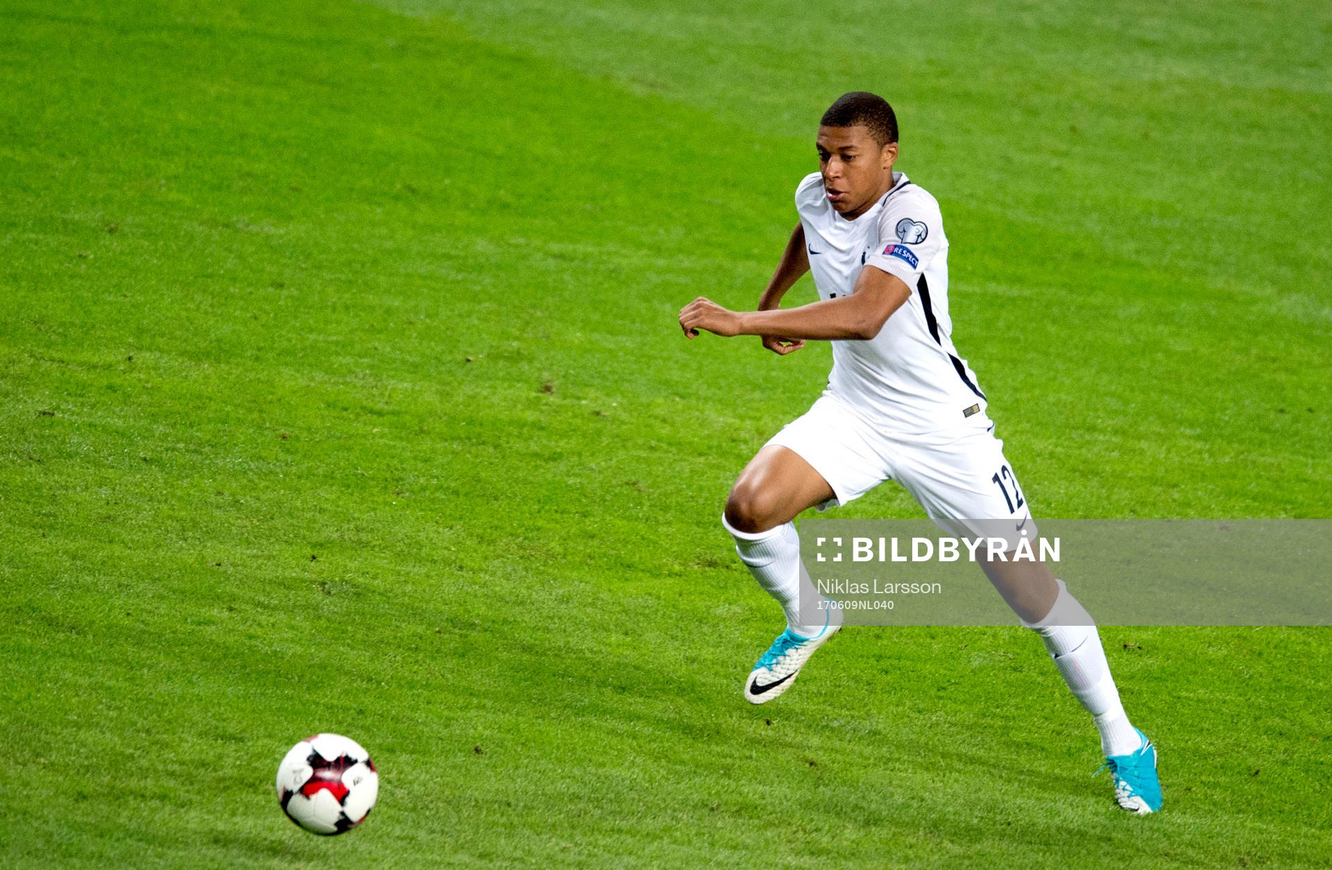 Frankrikes Kylian Mbappe under fotbollsmatchen i VM-kvalet mellan Sverige och Frankrike den 9 juni 2017 i Stockholm.