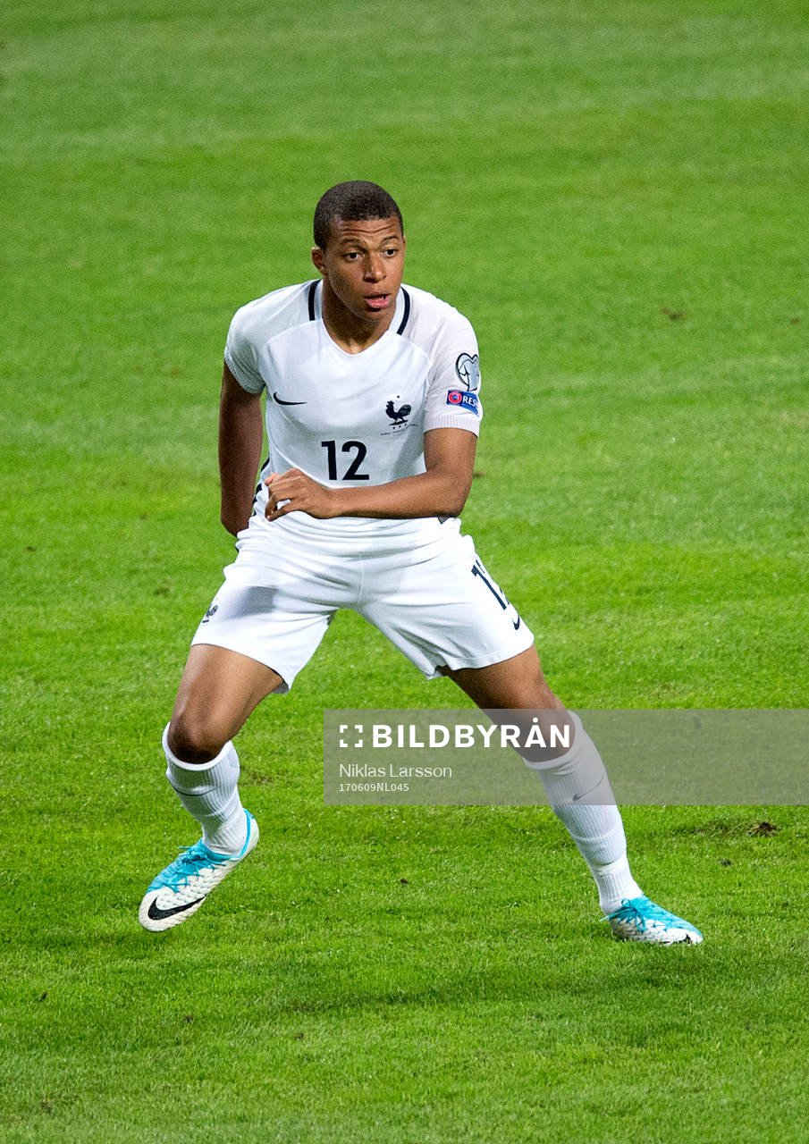 Frankrikes Kylian Mbappe under fotbollsmatchen i VM-kvalet mellan Sverige och Frankrike den 9 juni 2017 i Stockholm.