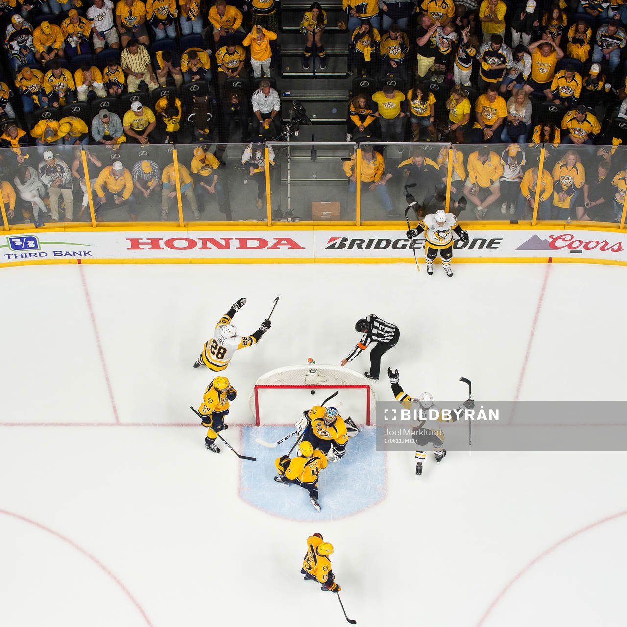 Pittsburghs Ian Cole, Matt Cullen och Patric Hörnqvist
