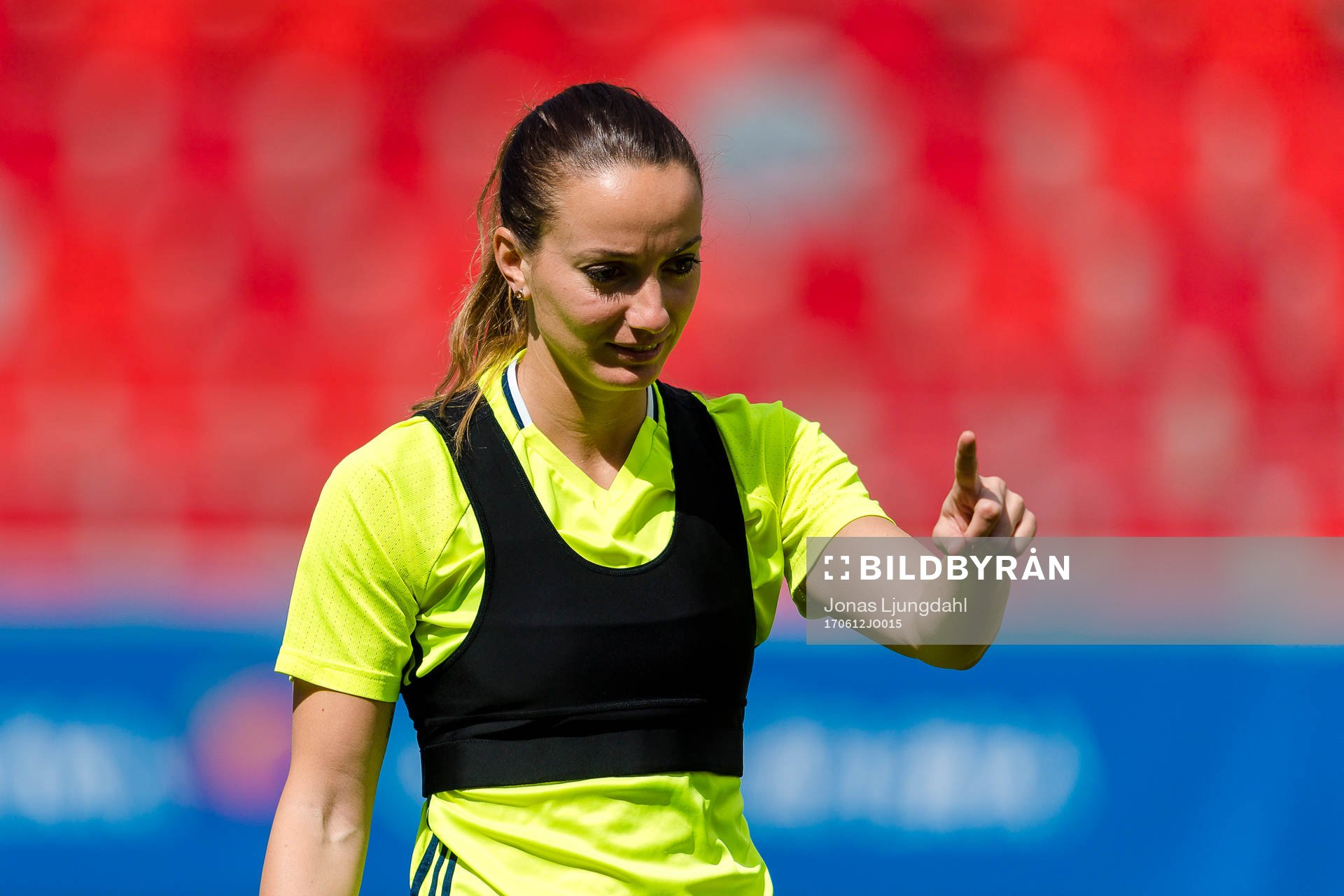Sveriges Kosovare Asllani