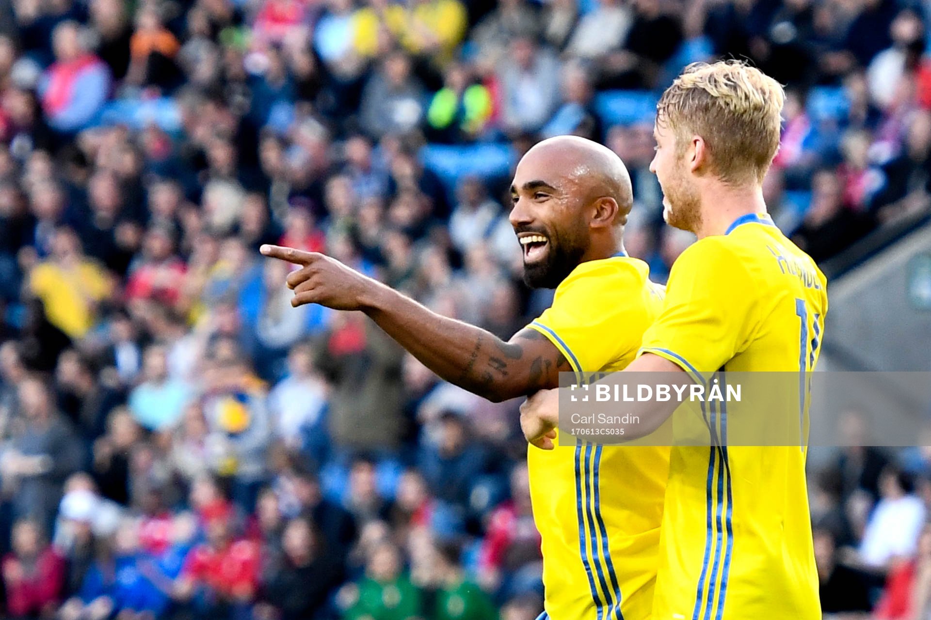 Sveriges Emil Krafth, Samuel Armenteros och Filip Helander